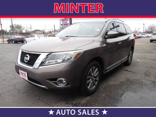 2014 Nissan Pathfinder for sale at Minter Auto Sales in South Houston TX