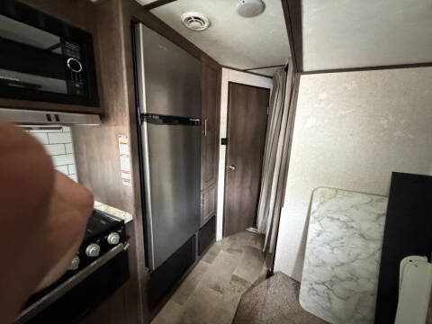 2021 Coleman Lantern