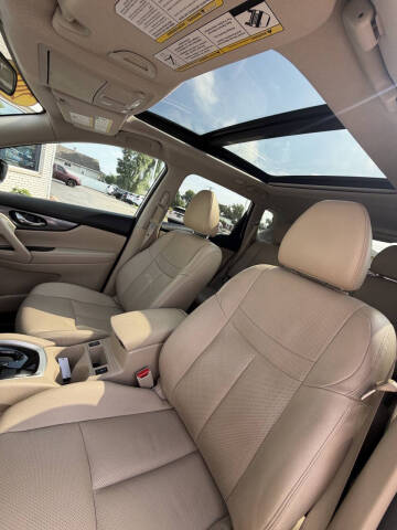 2016 Nissan Rogue SL