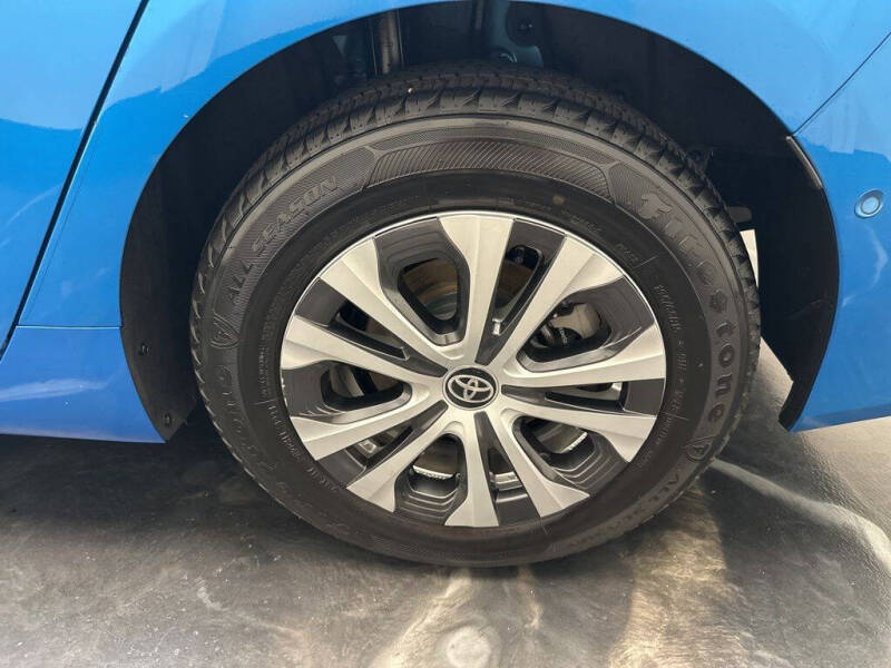 2022 Toyota Prius LE AWD-e