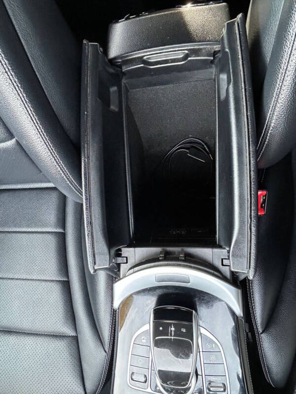 2017 Mercedes-Benz GLC GLC 300 4MATIC