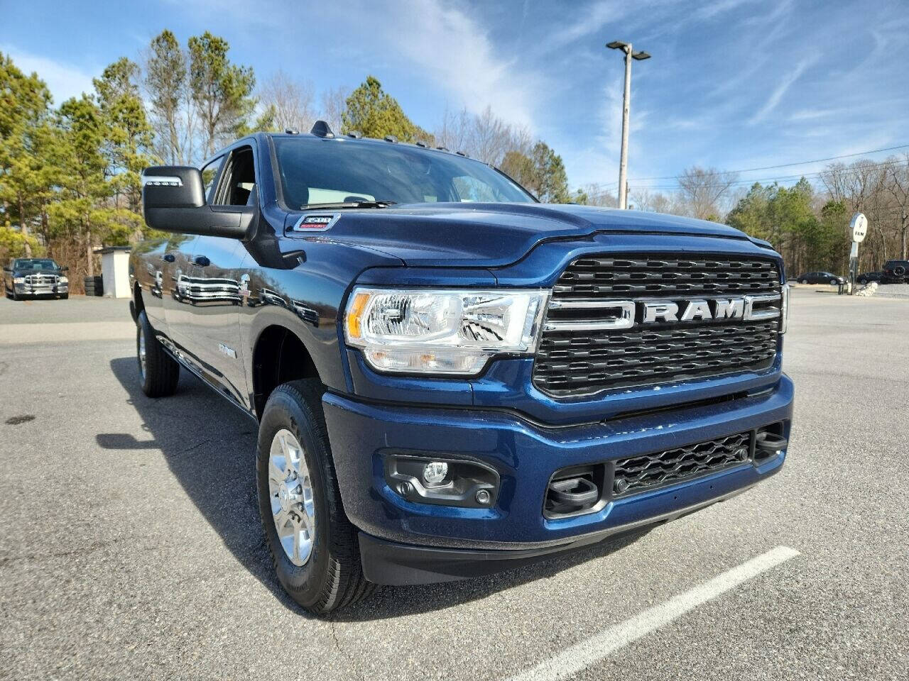 2023 RAM 3500 BIG HORN CREW CAB 4X4 8' BOX 