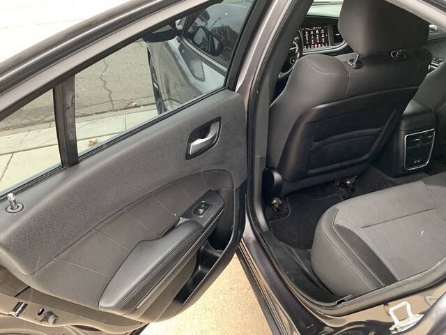 2016 Dodge Charger SXT