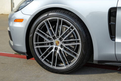 2018 Porsche Panamera