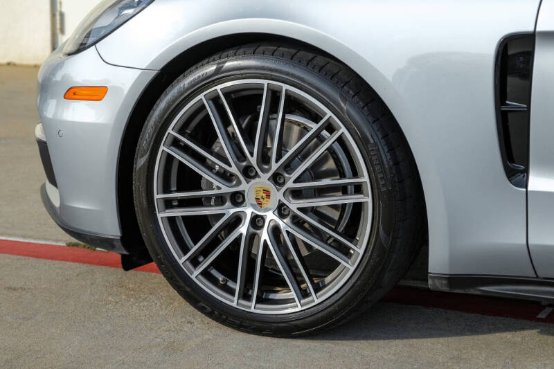 2018 Porsche Panamera