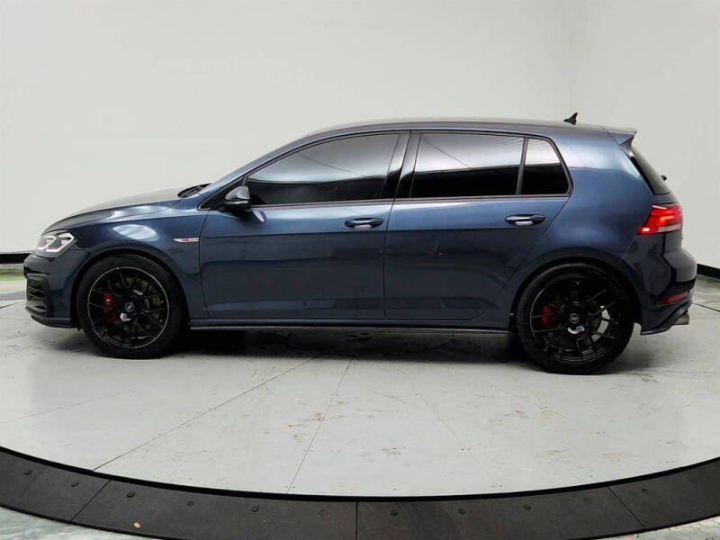 2019 Volkswagen Golf GTI SE