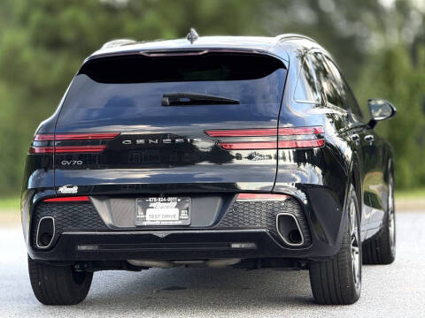 2022 Genesis GV70 2.5T Standard
