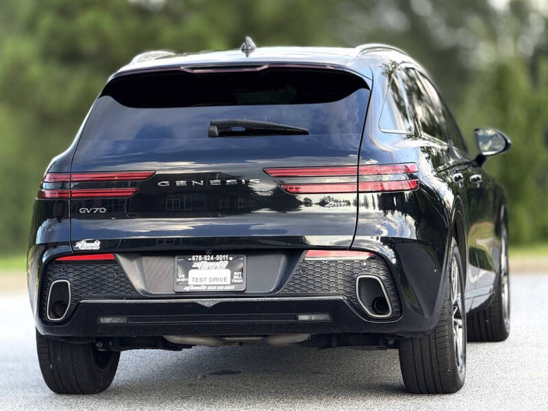 2022 Genesis GV70 2.5T Standard