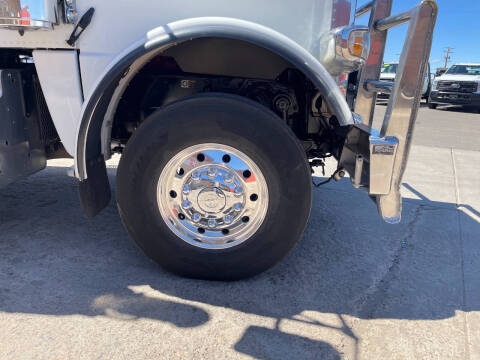2014 Peterbilt 388