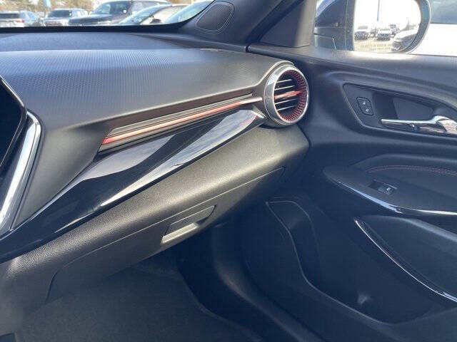 2025 Chevrolet Trax RS