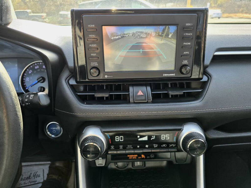 2020 Toyota RAV4 Hybrid XLE