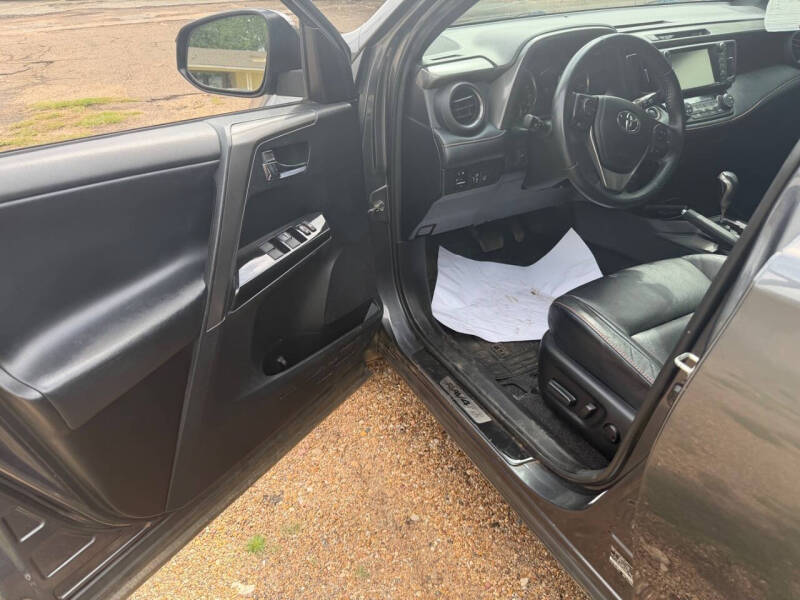 2018 Toyota RAV4 SE