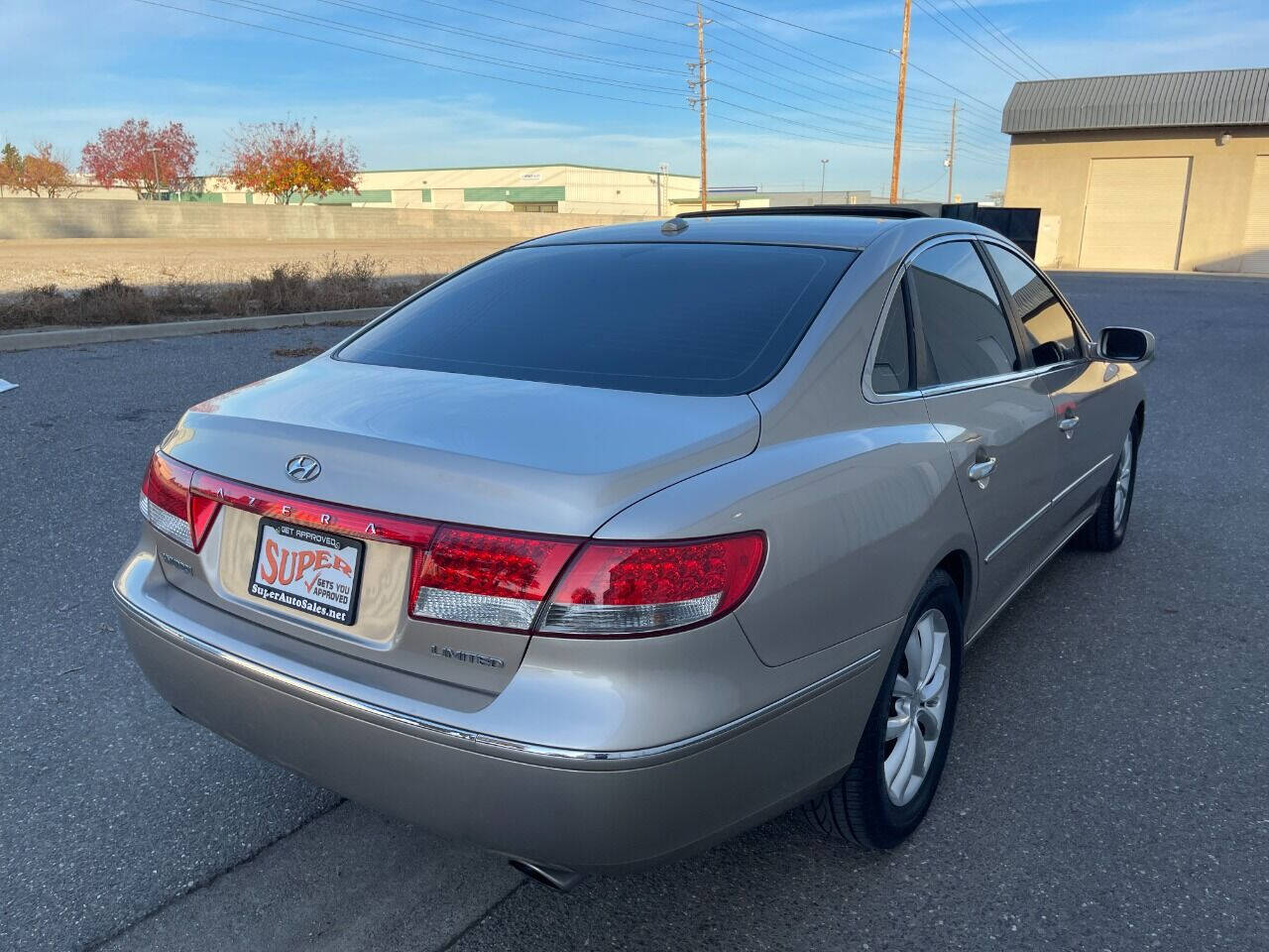 2007 Hyundai Azera for sale at Super Auto Sales Modesto in Modesto, CA