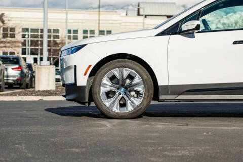 2025 BMW iX xDrive50