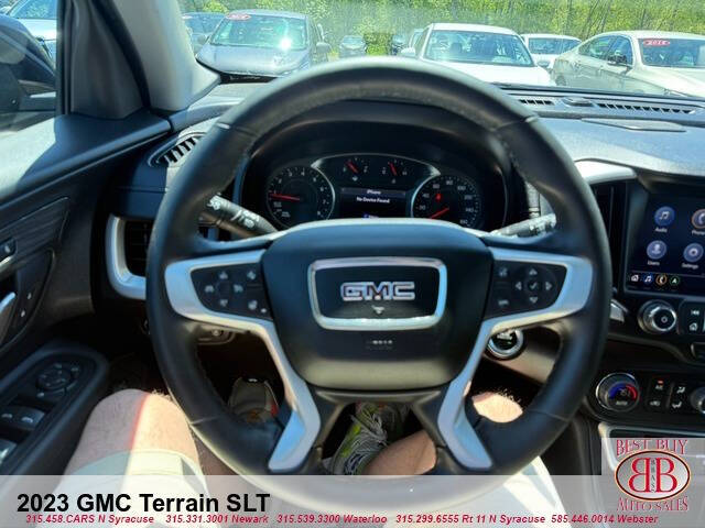2023 GMC Terrain SLT