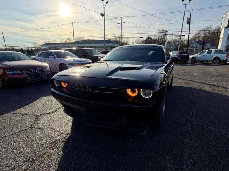 2019 Dodge Challenger SXT