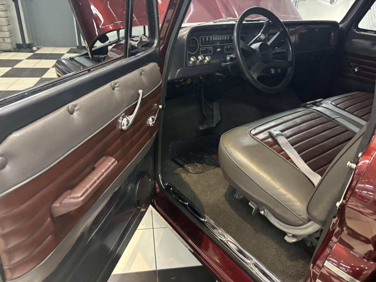 1964 Chevrolet C/K 10 Series 32
