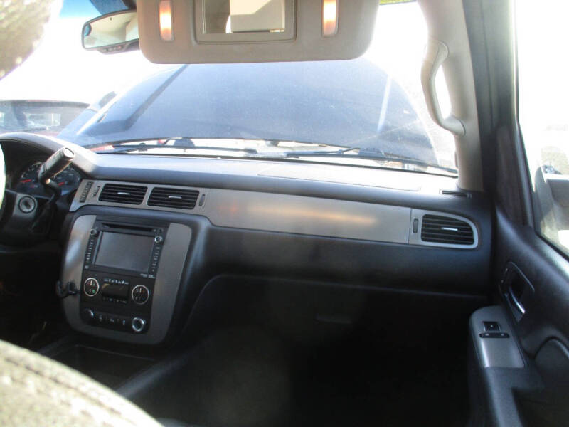 2012 Chevrolet Suburban LT