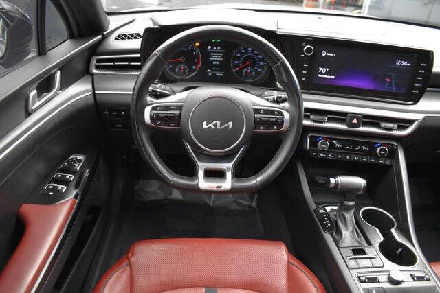 2022 Kia K5