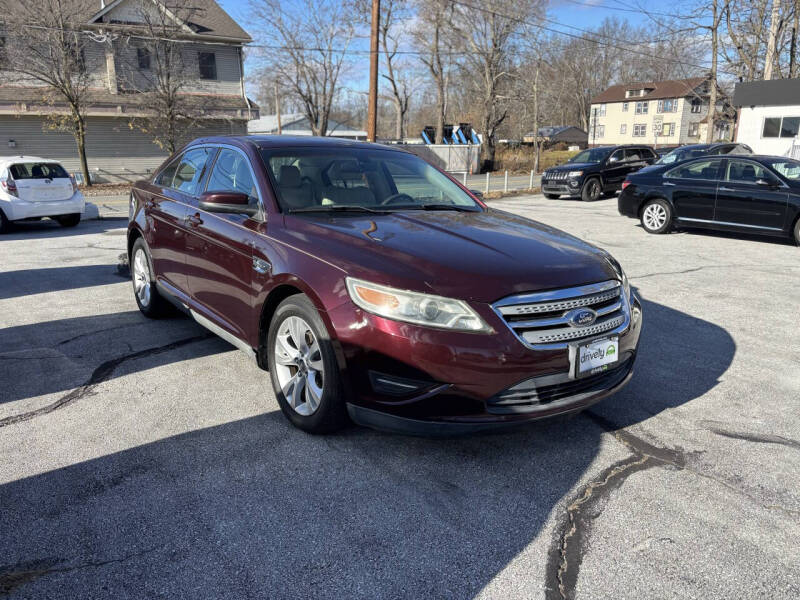 2011 Ford Taurus SEL