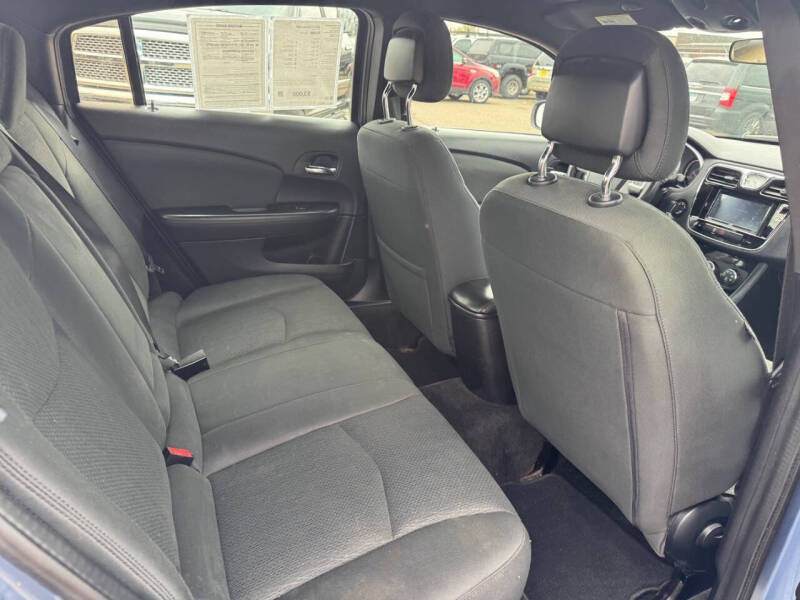 2011 Chrysler 200 Touring