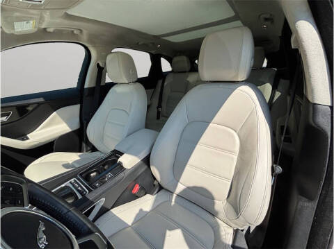 2020 Jaguar F-PACE 30t Prestige