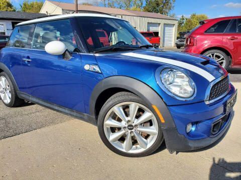 2012 MINI Cooper Hardtop for sale at Sinclair Auto Inc. in Pendleton IN