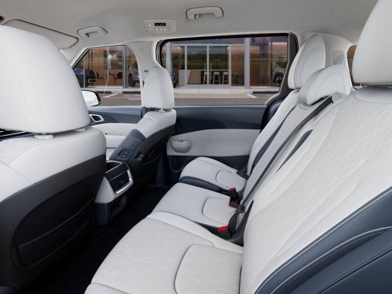 2026 Kia Carnival Hybrid EX