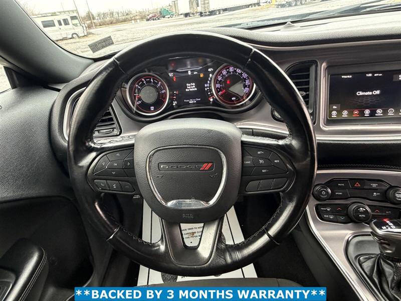 2021 Dodge Challenger SXT