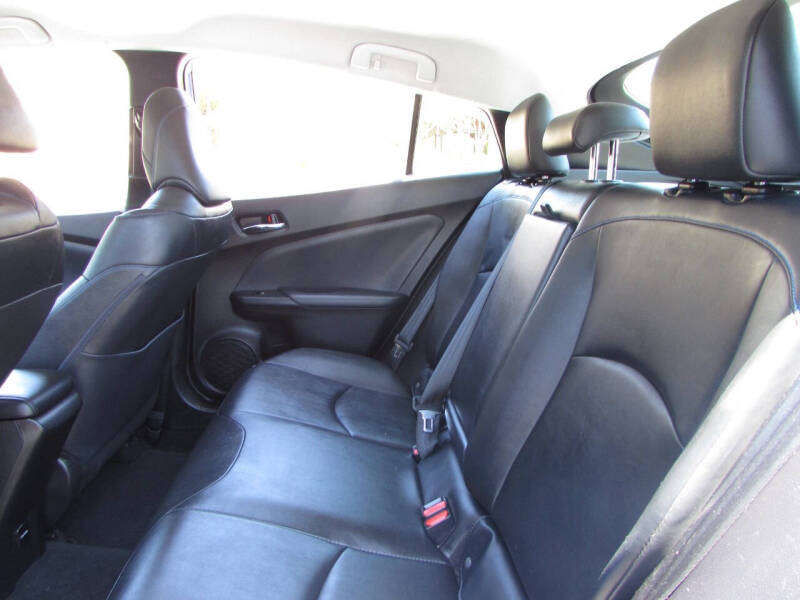 2017 Toyota Prius Four Touring