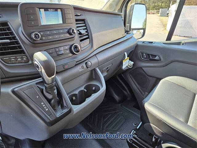 2025 Ford Transit 250