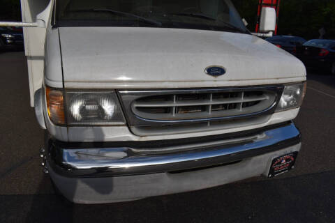 2002 Ford E-Series E-450 SD