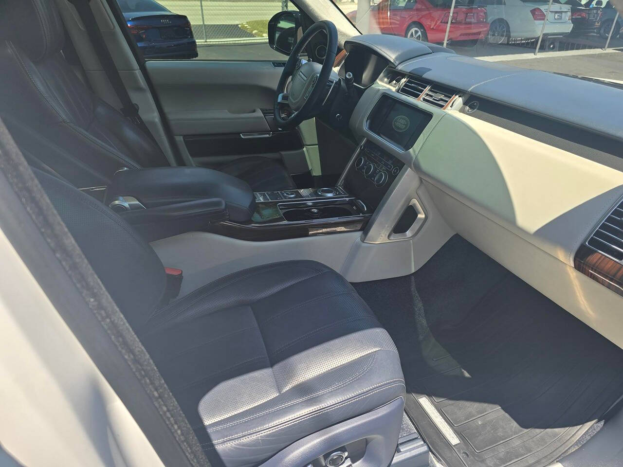 2016 Land Rover Range Rover 8