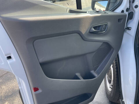 2024 Ford Transit 250