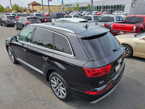 2019 Audi Q7 quattro SE Premium 55 TFSI