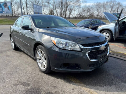 2015 Chevrolet Malibu for sale at Ideal Cars in Hamilton OH