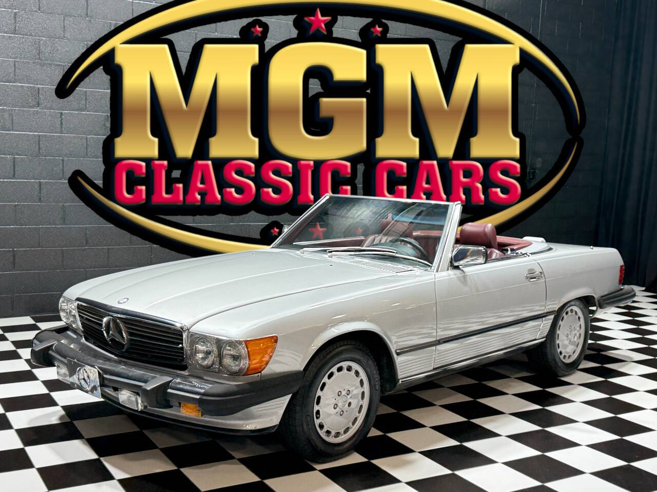 1988 Mercedes-Benz 560-Class 1