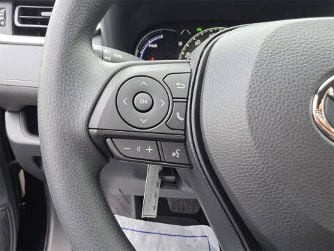 2025 Toyota RAV4 Hybrid LE