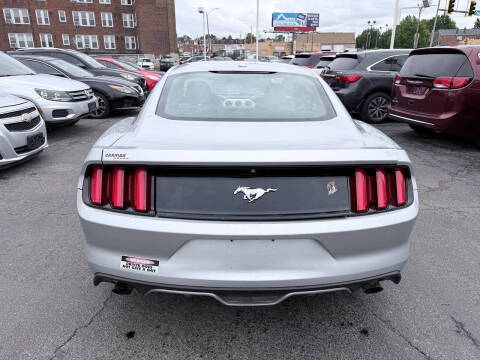 2015 Ford Mustang EcoBoost Premium