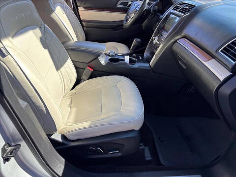 2018 Ford Explorer Platinum