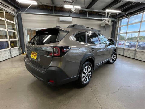 2023 Subaru Outback Premium