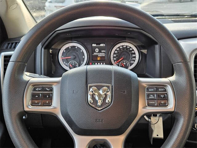 2024 RAM 1500 Classic SLT