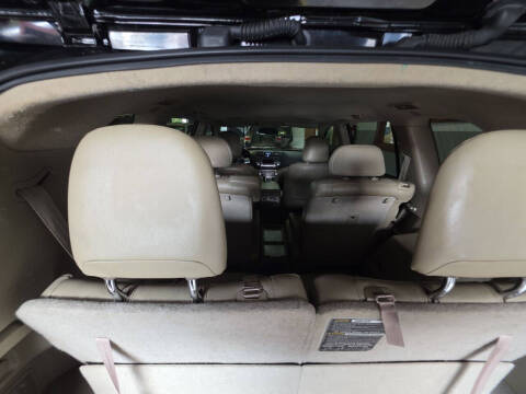 2011 Toyota Highlander SE