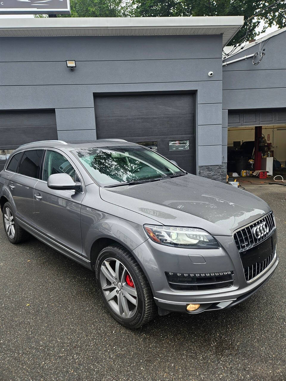 2014 Audi Q7 for sale at RENOS AUTO SALES LLC in Waterbury, CT