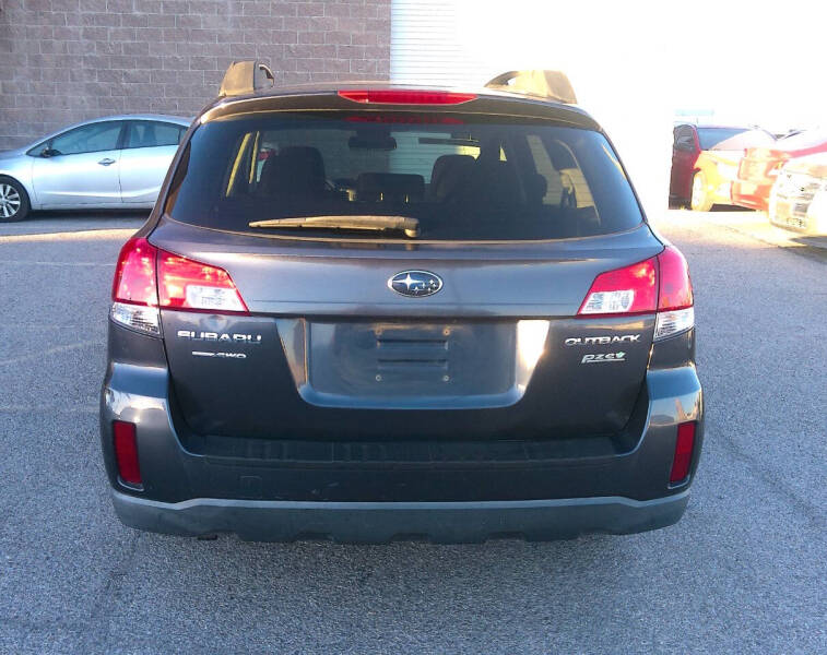 2013 Subaru Outback 2.5i Premium