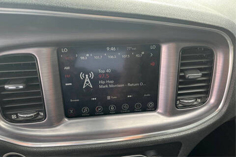 2017 Dodge Charger SXT
