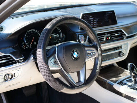 2017 BMW 7 Series 750i