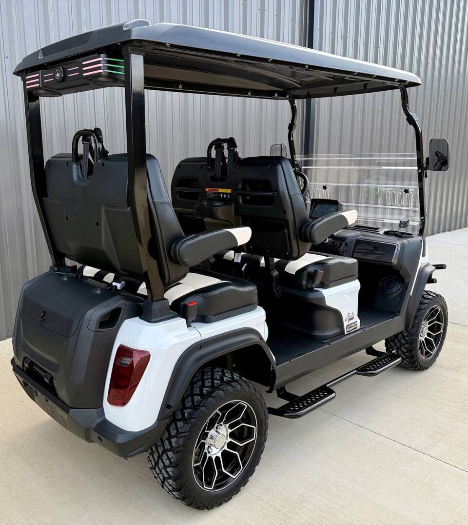 2025 Evolution D5 Maverick 4 Plus for sale at Aledo Golf Carts in Willow Park, TX