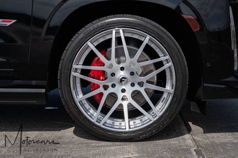 2023 Cadillac Escalade-V