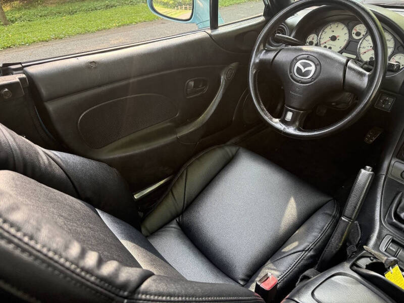 2001 Mazda MX-5 Miata
